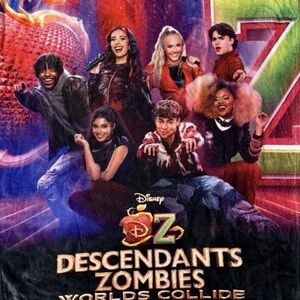 Brand NEW Descendants Zombies Worlds Collide Tour VIP Blanket
